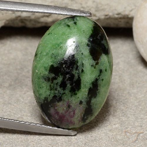 15.46ct طبيعي متعدد الألوان ياقوت الزوزيت, بيضوي, غير شفاف