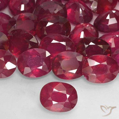 2.86ct طبيعي أحمر داكن-متوسط ياقوت, بيضوي, VS-SI