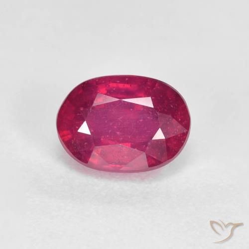 1.36ct طبيعي أحمر داكن-متوسط ياقوت, بيضوي, قليلا جدا