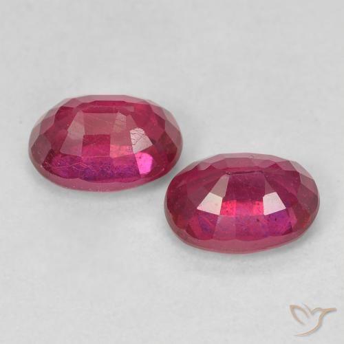 أحجار ياقوت Medium Dark-Red طبيعية، بيضوي، قليلا جدا، وزنها 2.49 قيراط