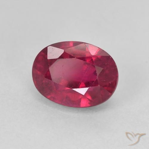 ياقوت Medium Dark-Red طبيعي، بيضوي، 2.38 قيراط، قليلا جدا