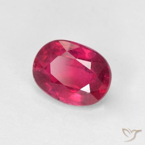 ياقوت Medium Dark-Red طبيعي، بيضوي، 1.85 قيراط، قليلا جدا