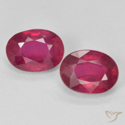 3.53ctw طبيعي Medium Dark-Red ياقوت, بيضوي, قليلا جدا
