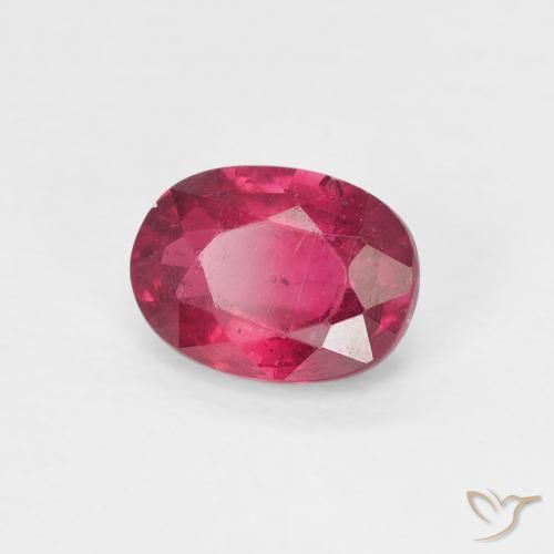 ياقوت Medium Dark-Red طبيعي، بيضوي، 1.08 قيراط، قليلا جدا