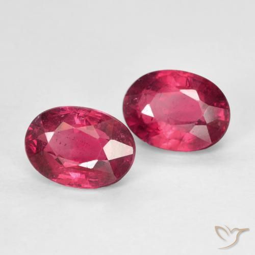 أحجار ياقوت Medium Dark-Red طبيعية، بيضوي، قليلا جدا، وزنها 2.51 قيراط