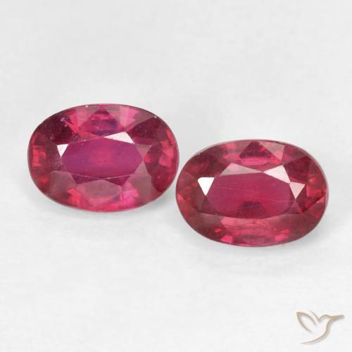 2.56ctw طبيعي Medium Dark-Red ياقوت, بيضوي, قليلا جدا