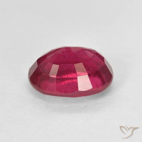 ياقوت Medium Dark-Red طبيعي، بيضوي، 2.12 قيراط، قليلا جدا