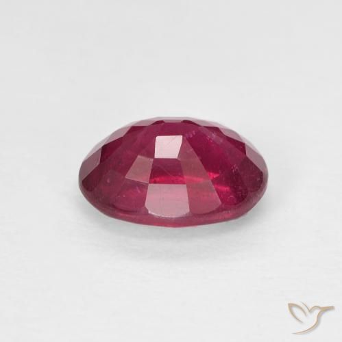 ياقوت Medium Dark-Red طبيعي، بيضوي، 1.85 قيراط، قليلا جدا