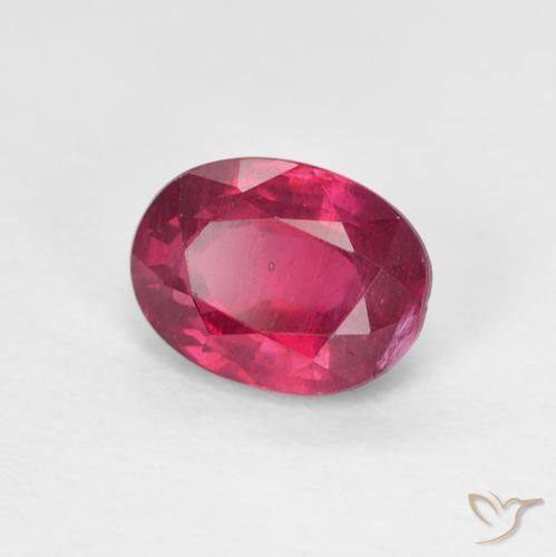 ياقوت Medium Dark-Red طبيعي، بيضوي، 1.89 قيراط، قليلا جدا