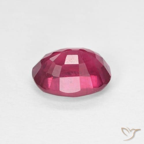ياقوت Medium Dark-Red طبيعي، بيضوي، 1.89 قيراط، قليلا جدا
