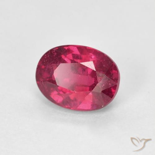 ياقوت Medium Dark-Red طبيعي، بيضوي، 1.81 قيراط، قليلا جدا