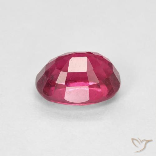 ياقوت Medium Dark-Red طبيعي، بيضوي، 1.81 قيراط، قليلا جدا