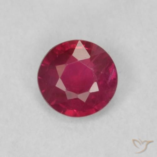 0.19ct طبيعي قرمزى غامق ياقوت, دائري, قليلا جدا