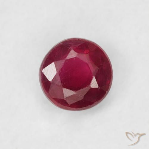 0.23ct طبيعي احمر غامق ياقوت, دائري, قليلا جدا