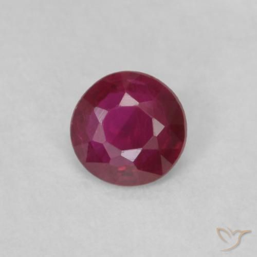 0.17ct طبيعي احمر غامق ياقوت, دائري, قليلا جدا
