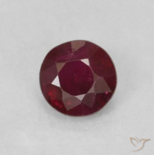 0.30ct طبيعي احمر غامق ياقوت, دائري, SI