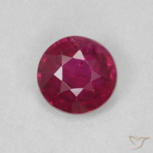 0.20ct طبيعي أحمر غامق ياقوت, دائري, قليلا جدا