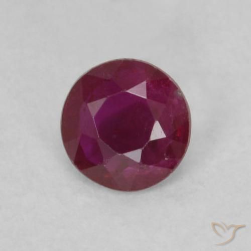 0.14ct طبيعي أحمر غامق ياقوت, دائري, قليلا جدا