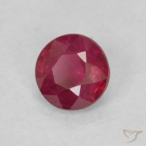 ياقوت Medium Dark-Red طبيعي، دائري، 0.21 قيراط، VS-SI