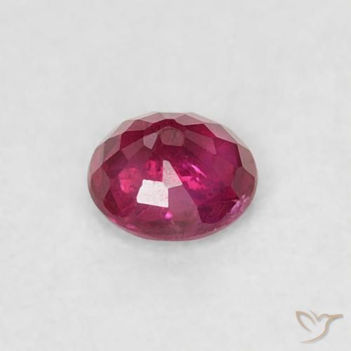 ياقوت Medium Dark-Red طبيعي، دائري، 0.18 قيراط، SI