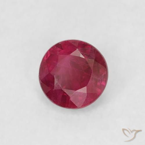 ياقوت Medium Dark-Red طبيعي، دائري، 0.20 قيراط، قليلا جدا