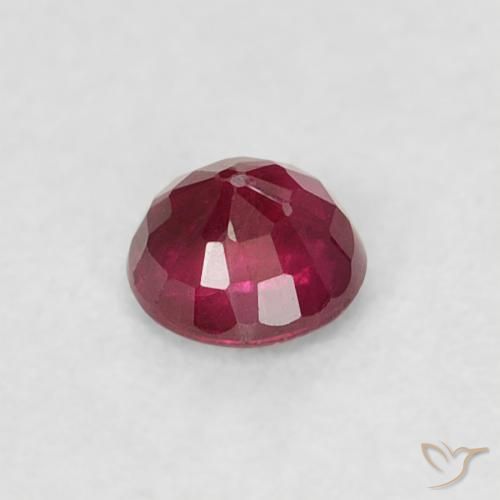 ياقوت Medium Dark-Red طبيعي، دائري، 0.20 قيراط، قليلا جدا