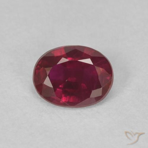 0.41ct طبيعي أحمر غامق ياقوت, بيضوي, قليلا جدا
