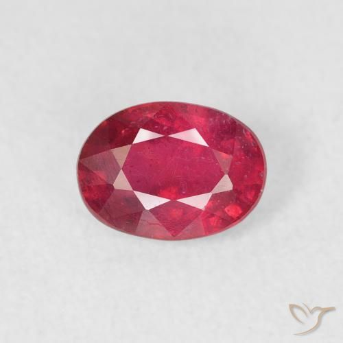 1.11ct طبيعي قرمزى غامق ياقوت, بيضوي, قليلا جدا