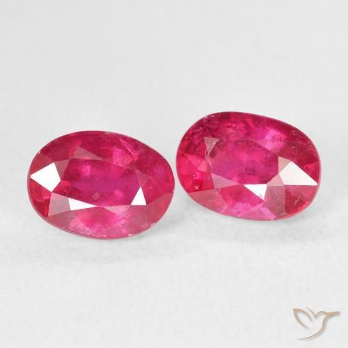أحجار ياقوت Medium Dark-Pink طبيعية، بيضوي، قليلا جدا، وزنها 2.82 قيراط