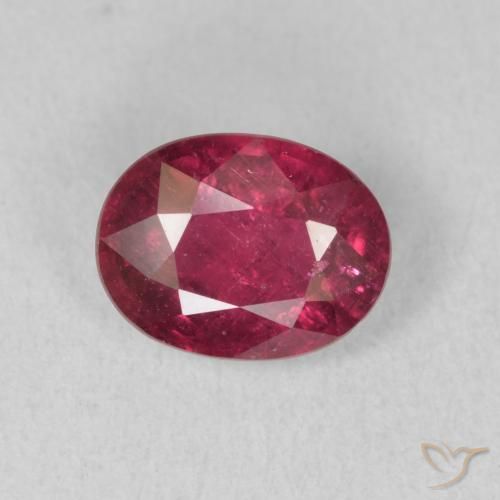 1.79ct طبيعي احمر غامق ياقوت, بيضوي, VS-SI