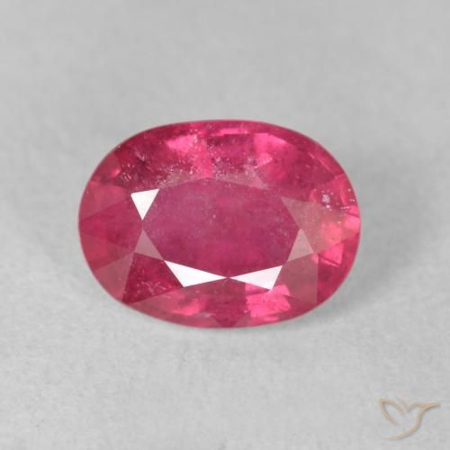 1.78ct طبيعي وردى ماجنتى ياقوت, بيضوي, VS-SI