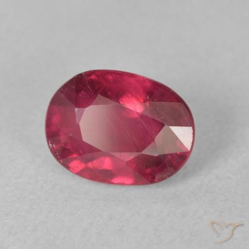 ياقوت Medium Dark-Red طبيعي، بيضوي، 2.01 قيراط، VS-SI