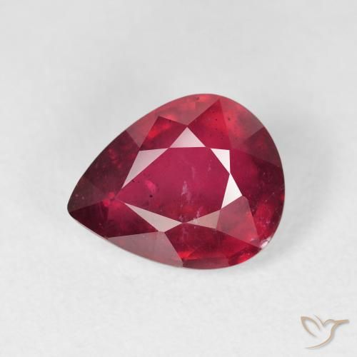 3.23ct طبيعي أحمر غامق ياقوت, شكل الكمثرى, قليلا جدا