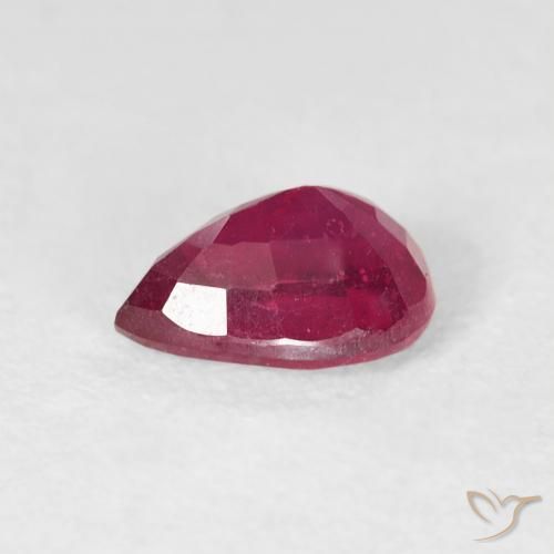 ياقوت Medium Dark-Red طبيعي، شكل الكمثرى، 1.12 قيراط، VS-SI