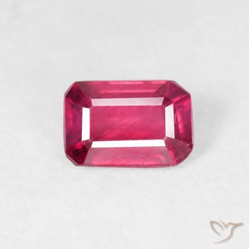 0.70ct طبيعي أحمر فاتح ياقوت, قص الزمرد, قليلا جدا