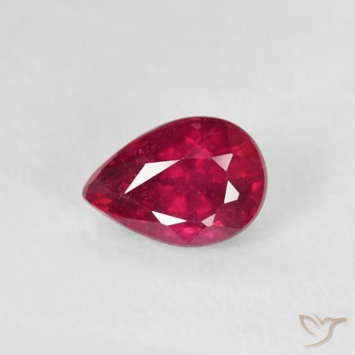 ياقوت Medium Dark-Red طبيعي، شكل الكمثرى، 0.72 قيراط، VS-SI
