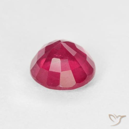 ياقوت Medium Dark-Red طبيعي، دائري، 1.21 قيراط، قليلا جدا