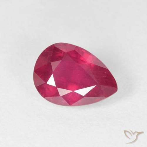 ياقوت Medium Dark-Red طبيعي، شكل الكمثرى، 1.82 قيراط، قليلا جدا