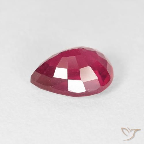 ياقوت Medium Dark-Red طبيعي، شكل الكمثرى، 1.82 قيراط، قليلا جدا