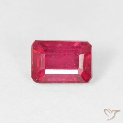 1.05ct طبيعي قرمزى غامق ياقوت, قص الزمرد, قليلا جدا