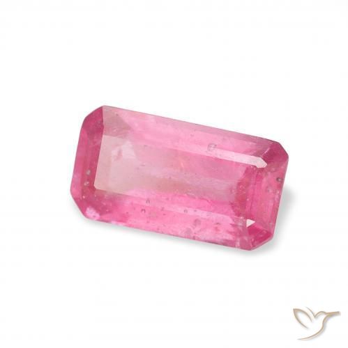 ياقوت Medium Dark-Pink طبيعي، ثمانى / قصة زمرد، 1.37 قيراط، SI