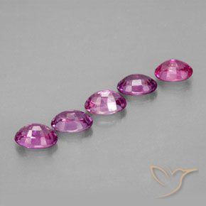 أحجار زفير متعدد الألوان طبيعية، بيضوي، VVS-VS، وزنها 3.34 قيراط