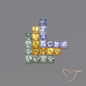 ياقوت طبيعي بلون متعدد الألوان، وزن ‎2.76‎ قيراط، شكل مربع، مقاس ‎2.6x2.6‎ مم
