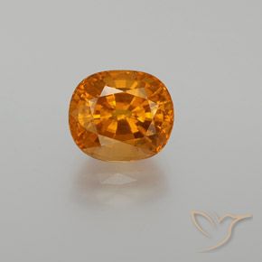 3.07ct طبيعي برتقالى غامق زفير, بيضوي, قليلا جدا