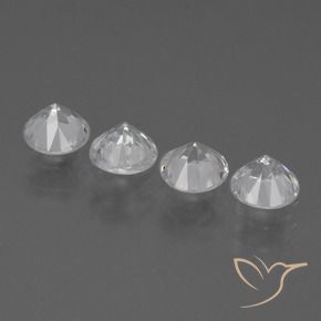 أحجار زفير أبيض طبيعية، دائري، VVS-VS، وزنها 1.72 قيراط