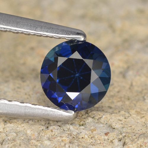 0.60ct طبيعي أزرق غامق زفير, دائري, VVS-VS