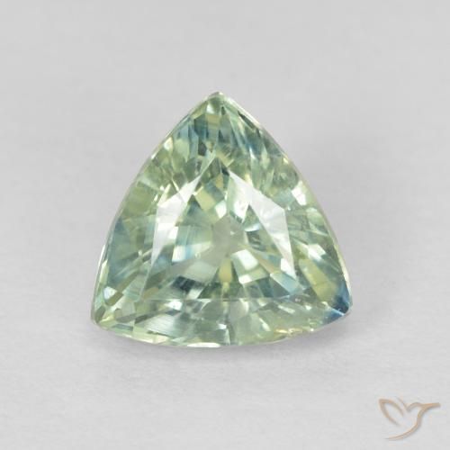 0.87ct طبيعي أخضر فاتح جدا زفير, مثلثى, قليلا جدا