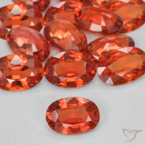 0.48ct طبيعي أحمر كثيف زفير, بيضوي, VVS-VS