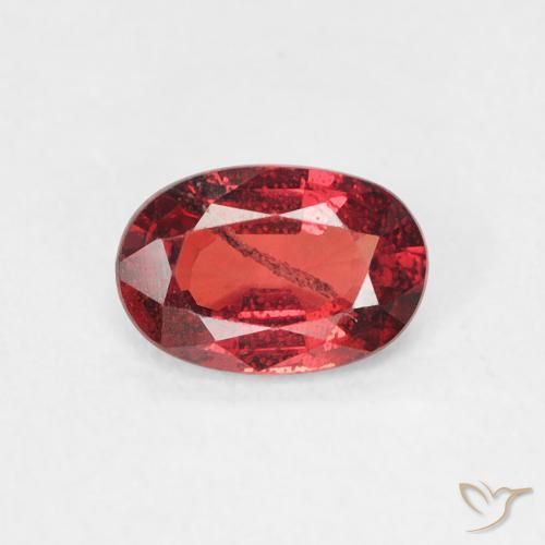 0.56ct طبيعي أحمر غامق زفير, بيضوي, SI