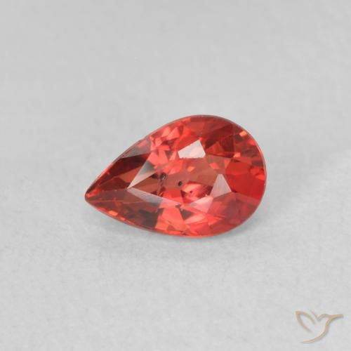 0.56ct طبيعي أحمر كثيف زفير, شكل الكمثرى, قليلا جدا